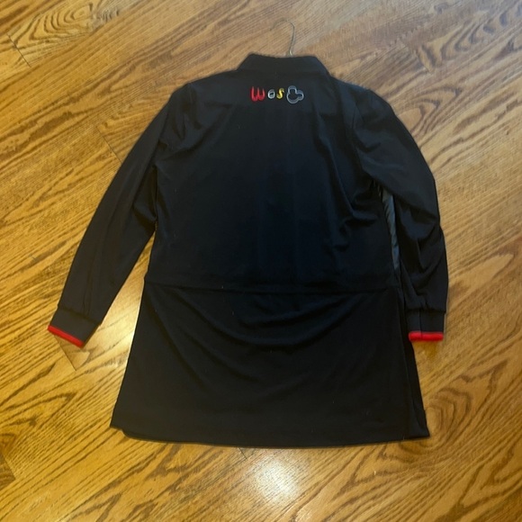 Woman’s Collared Top Size XL - Picture 4 of 6